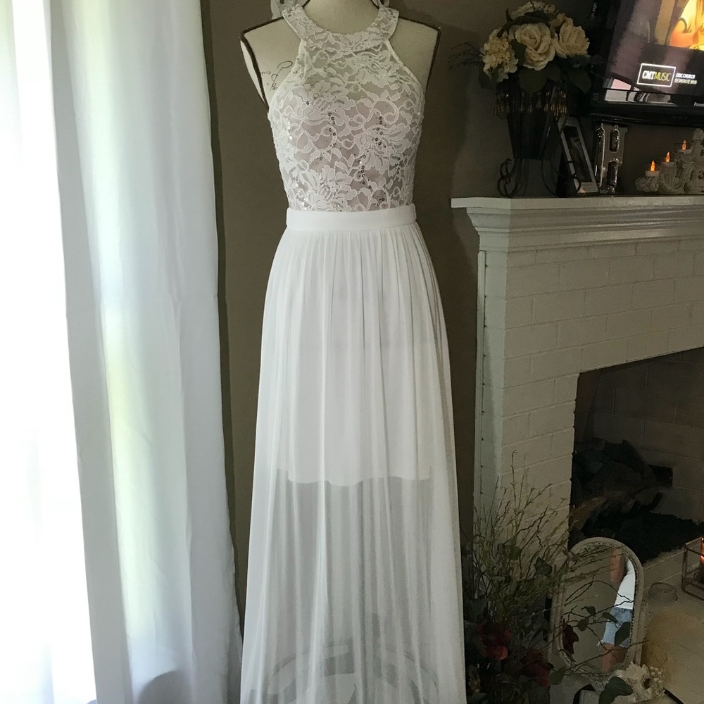 Coctktai/Evening Dress